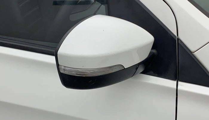 2021 Tata Tiago XT (O) PETROL, Petrol, Manual, 26,259 km, Right rear-view mirror - Indicator light has minor damage