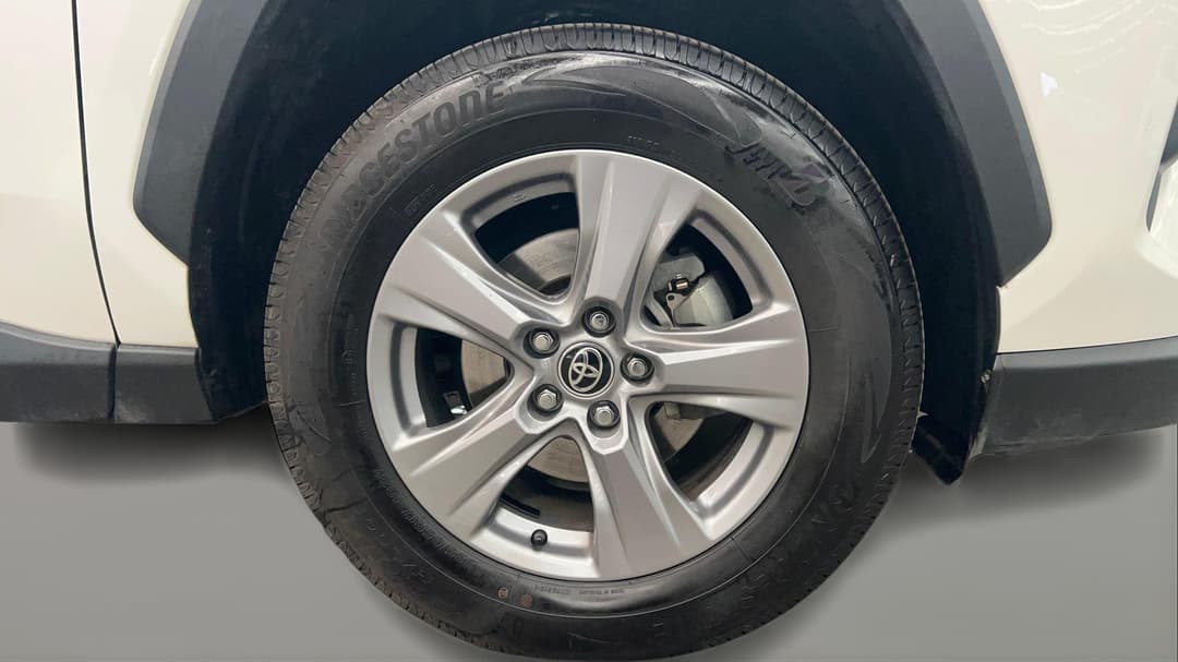 2022 Toyota RAV4 Gx (2WD) Hybrid, Automatic, 106632 km, Right Front Wheel