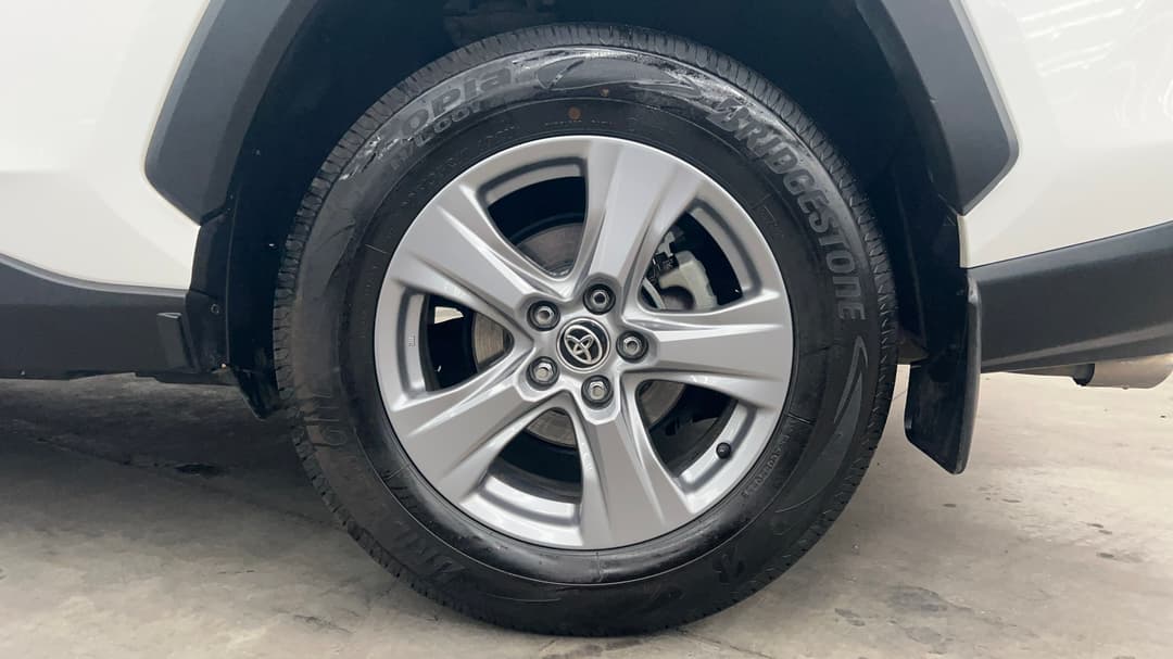 2022 Toyota RAV4 Gx (2WD) Hybrid, Automatic, 106632 km, Left Rear Wheel