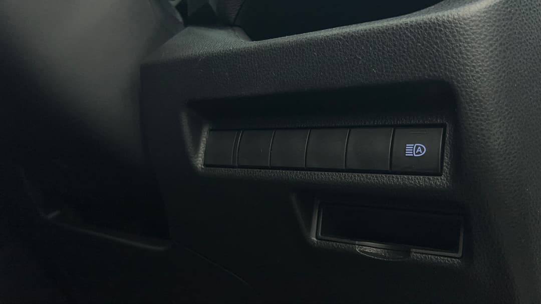 2022 Toyota RAV4 Gx (2WD) Hybrid, Automatic, 106632 km, Utility Switches/Buttons