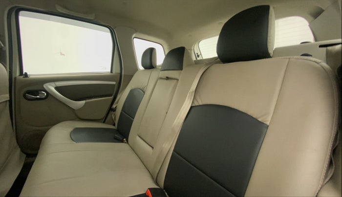 2014 Nissan Terrano XL (P), Petrol, Manual, 87,045 km, Right Side Rear Door Cabin