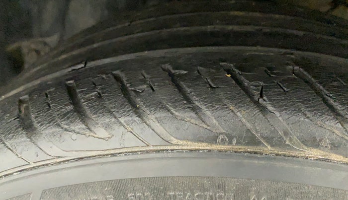 2019 Honda Civic 1.6L I-DTEC VX MT, Diesel, Manual, 49,735 km, Left Front Tyre Tread