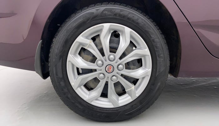 2013 Hyundai Verna FLUIDIC 1.6 EX VTVT, Petrol, Manual, 40,685 km, Right Rear Wheel
