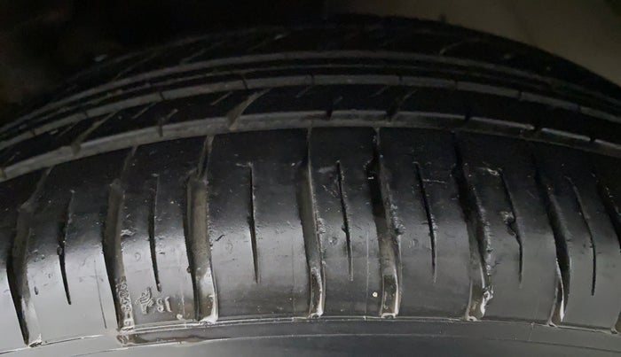 2012 Honda Jazz 1.2 X I VTEC, Petrol, Manual, 68,421 km, Left Front Tyre Tread