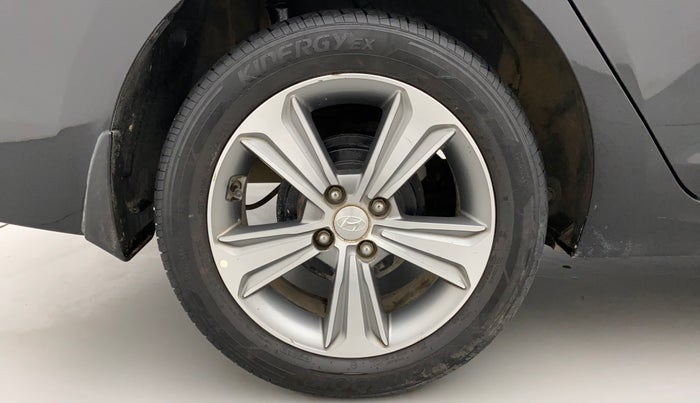 2018 Hyundai Verna 1.6 VTVT SX O, Petrol, Manual, 30,972 km, Right Rear Wheel