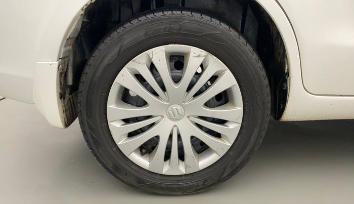 2012 Maruti Ertiga VDI, Diesel, Manual, 94,751 km, Right Rear Wheel
