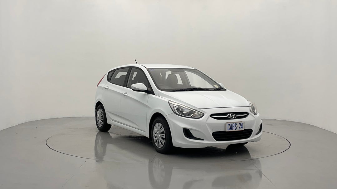 Right Front Diagonal (45- Degree) View