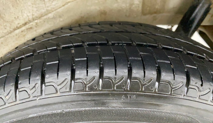 2011 Maruti Wagon R 1.0 VXI, Petrol, Manual, 47,816 km, Left Rear Tyre Tread