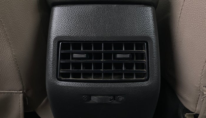 2017 Hyundai Elite i20 SPORTZ 1.4, Diesel, Manual, 49,221 km, Rear AC Vents