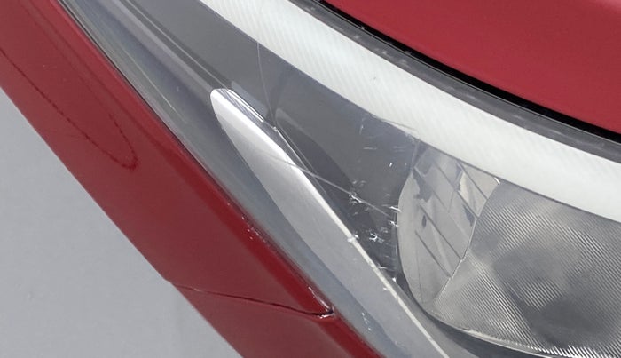 2017 Hyundai Elite i20 SPORTZ 1.4, Diesel, Manual, 49,221 km, Right headlight - Minor scratches