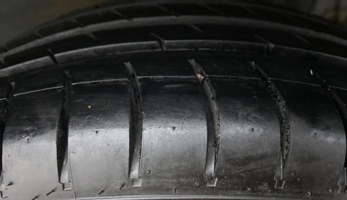 2014 Hyundai Grand i10 ASTA 1.2 KAPPA VTVT, Petrol, Manual, 52,424 km, Left Rear Tyre Tread
