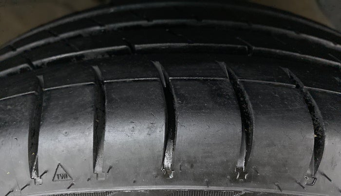 2014 Hyundai Grand i10 ASTA 1.2 KAPPA VTVT, Petrol, Manual, 52,424 km, Right Front Tyre Tread