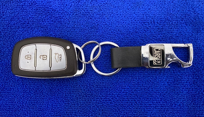 2014 Hyundai Grand i10 ASTA 1.2 KAPPA VTVT, Petrol, Manual, 52,424 km, Key Close Up