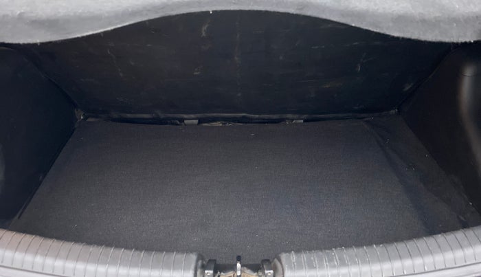 2014 Hyundai Grand i10 ASTA 1.2 KAPPA VTVT, Petrol, Manual, 52,424 km, Boot Inside