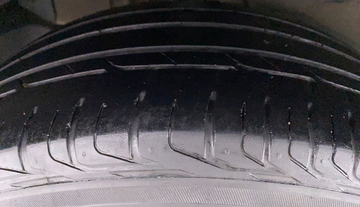 2019 Tata NEXON XZ+ 1.5, Diesel, Manual, 84,135 km, Right Rear Tyre Tread
