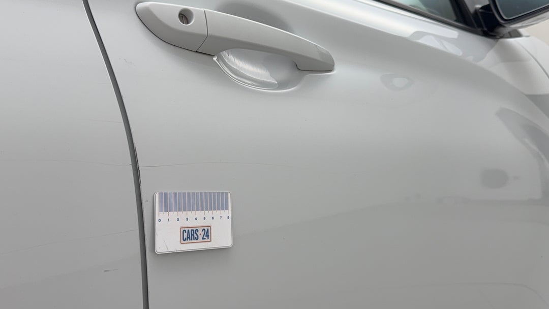 Doors Front RHS Scratch