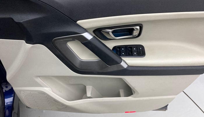 2021 Tata Safari XZA PLUS, Diesel, Automatic, 38,520 km, Driver Side Door Panels Control
