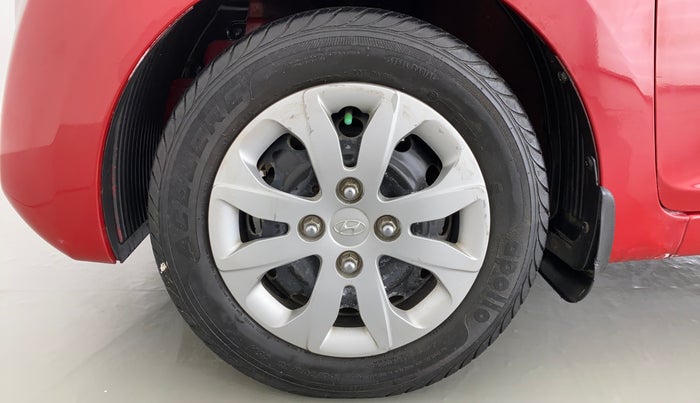 2015 Hyundai Eon SPORTZ, Petrol, Manual, 39,512 km, Left Front Wheel
