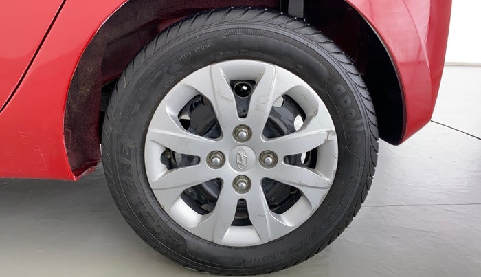 2015 Hyundai Eon SPORTZ, Petrol, Manual, 39,512 km, Left Rear Wheel