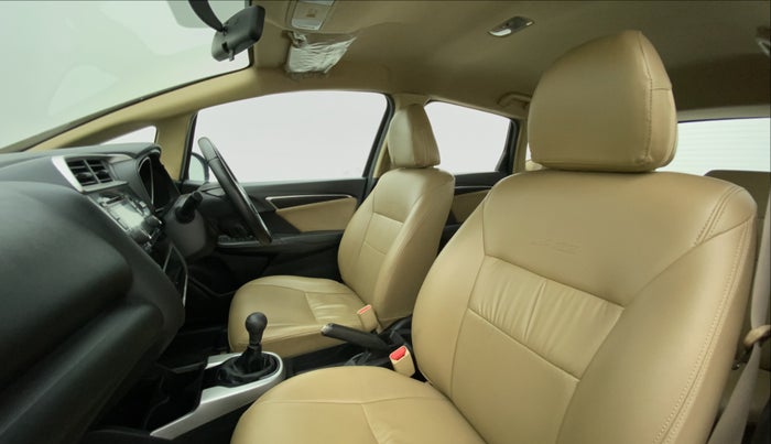 2018 Honda Jazz 1.5L I-DTEC V, Diesel, Manual, 1,02,256 km, Right Side Front Door Cabin