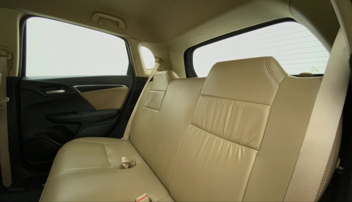 2018 Honda Jazz 1.5L I-DTEC V, Diesel, Manual, 1,02,256 km, Right Side Rear Door Cabin