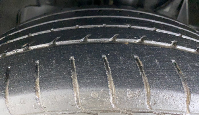 2019 Tata NEXON XM 1.2, Petrol, Manual, 28,943 km, Left Front Tyre Tread