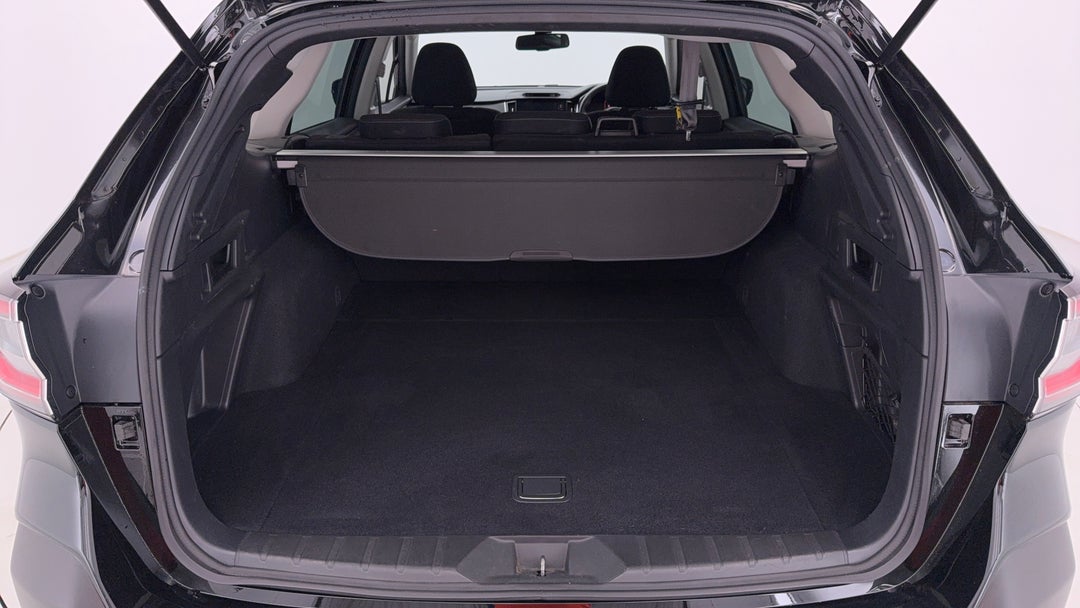 2022 Subaru Outback AWD, Automatic, 92039 km, Boot Inside View