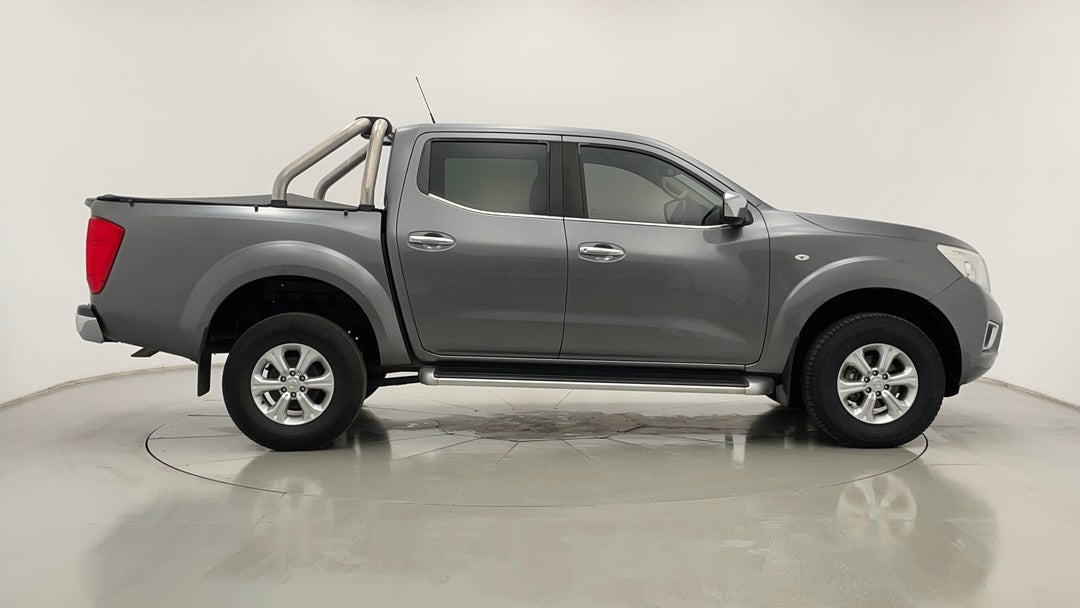 2018 Nissan Navara St (4x4), Automatic, 74104 km, Right Side View