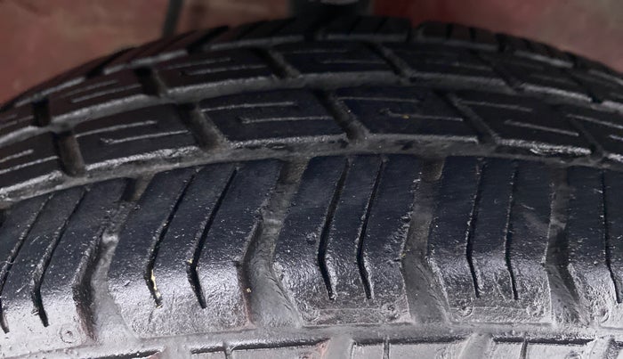 2018 Maruti Alto 800 VXI, Petrol, Manual, 13,908 km, Right Front Tyre Tread