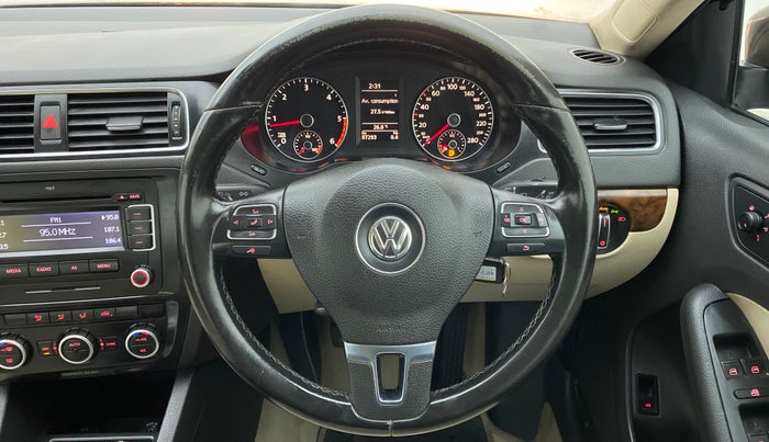 2014 Volkswagen Jetta COMFORTLINE 2.0L TDI, Diesel, Manual, 87,321 km, Steering Wheel Close Up