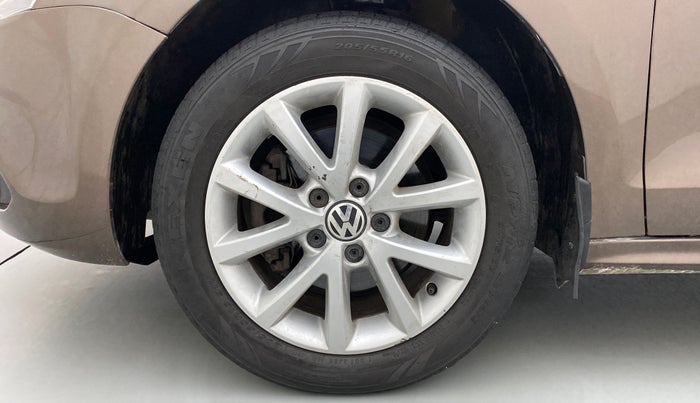 2014 Volkswagen Jetta COMFORTLINE 2.0L TDI, Diesel, Manual, 87,321 km, Left Front Wheel