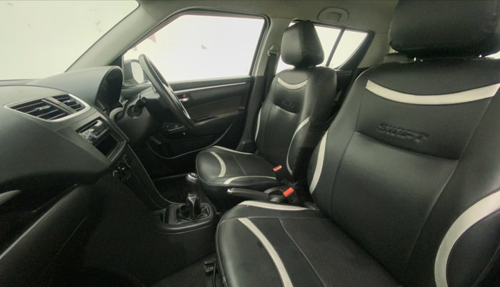 2014 Maruti Swift VXI, Petrol, Manual, 27,069 km, Right Side Front Door Cabin