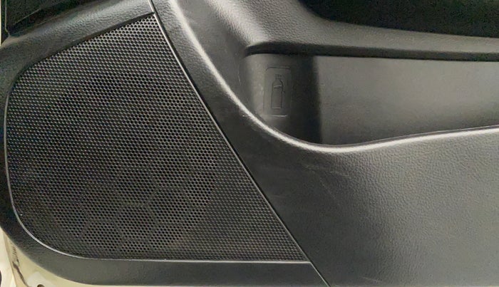 2014 Maruti Swift VXI, Petrol, Manual, 27,069 km, Speaker