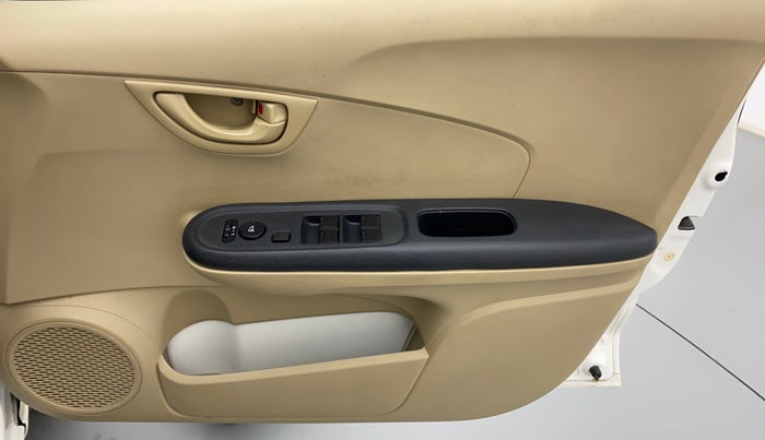 2015 Honda Brio 1.2 S MT I VTEC, Petrol, Manual, 70,455 km, Driver Side Door Panels Control