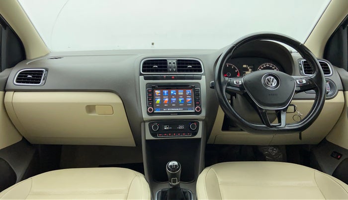2015 Volkswagen Vento HIGHLINE PETROL, Petrol, Manual, 62,093 km, Dashboard View
