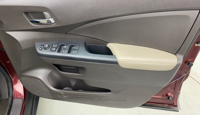 2018 Honda CRV 2.4 AWD AT, Petrol, Automatic, 35,146 km, Driver Side Door Panels Control