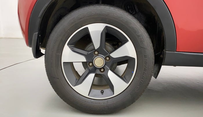 2018 Tata NEXON XZA+ 1.5, Diesel, Automatic, 58,312 km, Right Rear Wheel