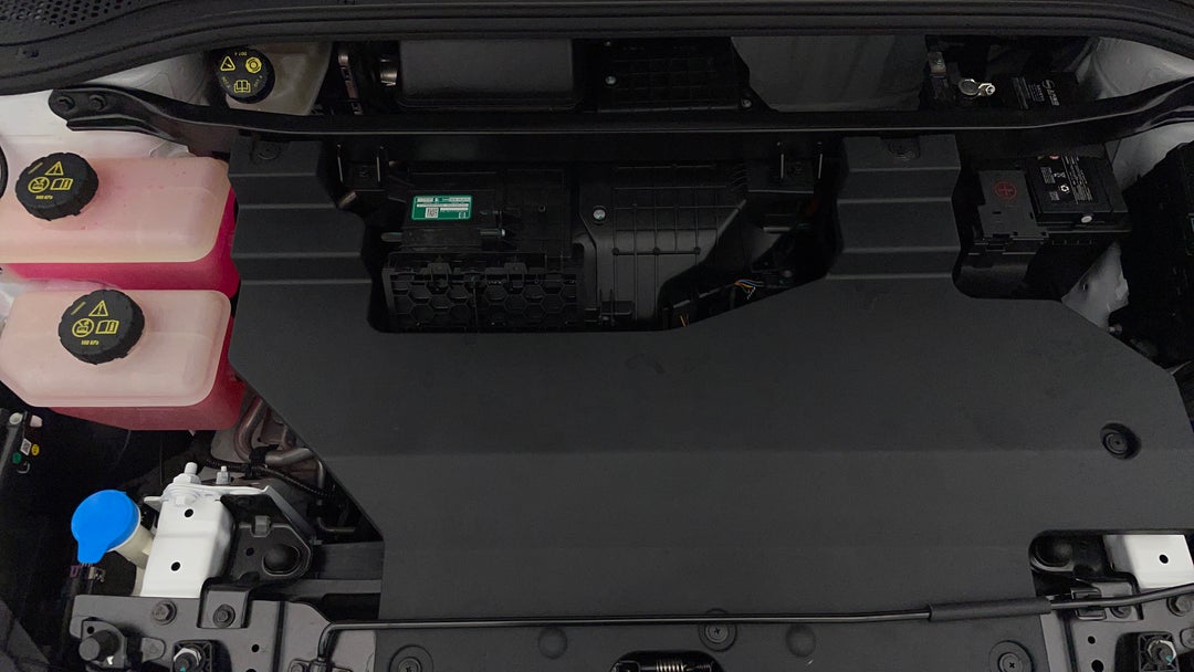 Open Bonnet (Engine)