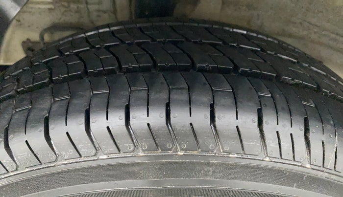 2015 Hyundai Elite i20 MAGNA 1.2, Petrol, Manual, 52,929 km, Right Rear Tyre Tread