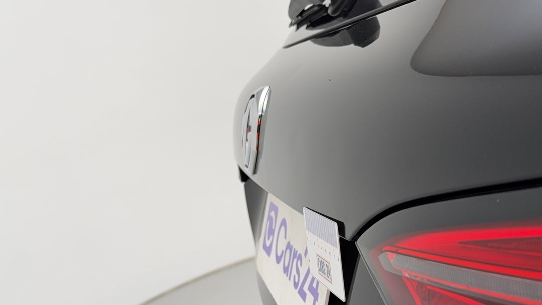 2022 MG HS Core, Automatic, 74345 km, Boot / Tailgate Tailgate Dent