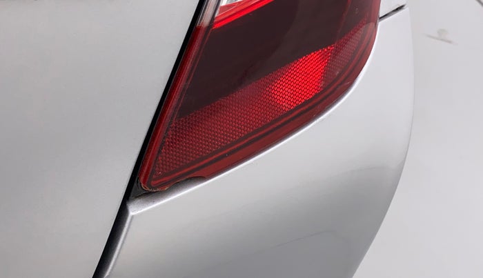 2015 Honda Jazz 1.2L I-VTEC E, CNG, Manual, 74,494 km, Right tail light - Minor damage