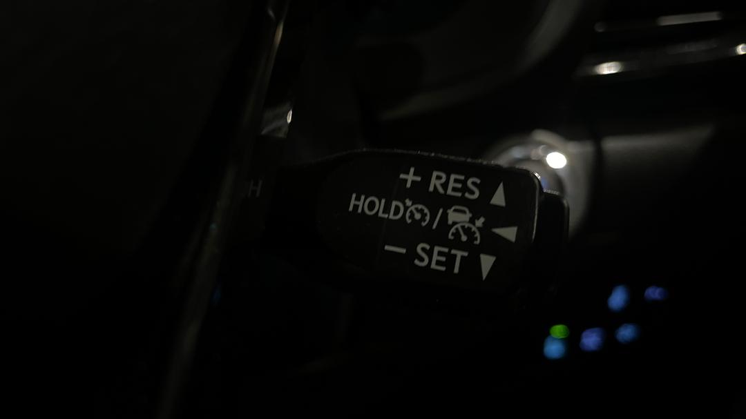 2024 Toyota Hilux Rogue 48v (4x4), Automatic, 9767 km, Cruise Control