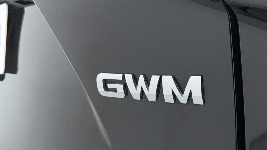 Badge (Boot Right Side)