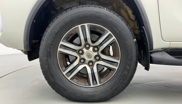 2018 Toyota Fortuner 2.8 4x2 AT, Diesel, Automatic, 86,567 km, Left Front Wheel