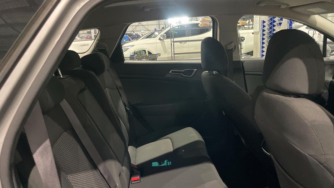 2023 Kia Sportage S (FWD), Automatic, 30276 km, Right Side Rear Door Cabin View