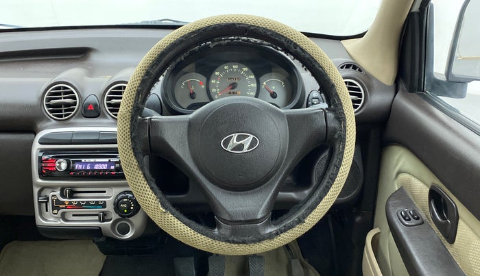 2012 Hyundai Santro Xing GL PLUS, Petrol, Manual, 28,111 km, Steering Wheel Close Up