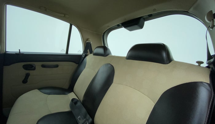 2012 Hyundai Santro Xing GL PLUS, Petrol, Manual, 28,111 km, Right Side Rear Door Cabin