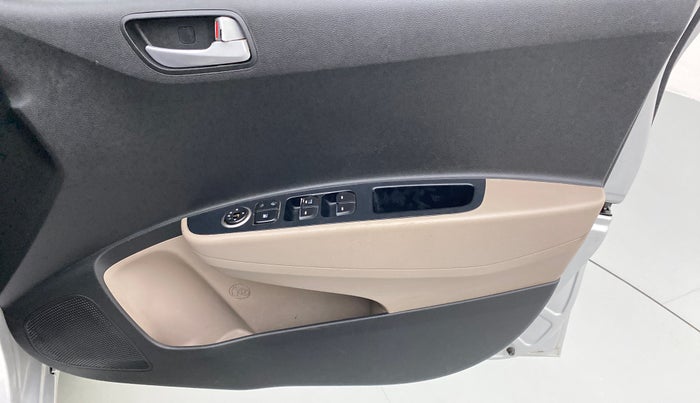 2017 Hyundai Grand i10 Sportz1.2 CRDI, Diesel, Manual, 78,927 km, Driver Side Door Panels Control
