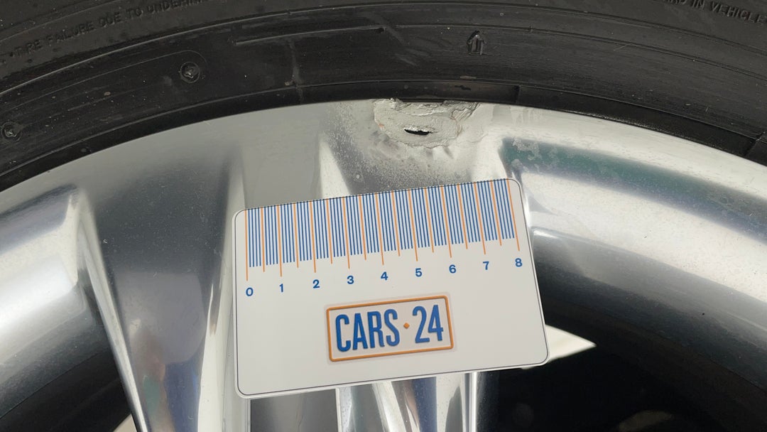 2016 Toyota Kluger Grande (4x4), Automatic, 96736 km, Wheels Rim Rear LHS Chip