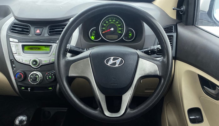 2015 Hyundai Eon SPORTZ, Petrol, Manual, 66,533 km, Steering Wheel Close Up